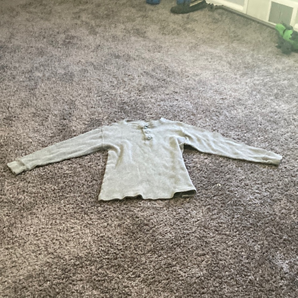 Cute little gray shirt